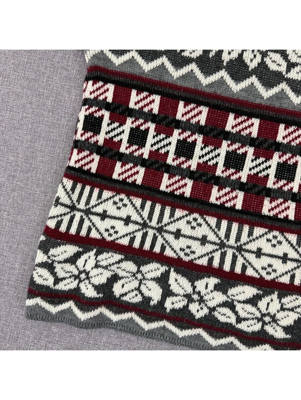 Vintage 80s 90s JG Browne Fair Isle Nordic Christmas Themed Sweater Size Medium